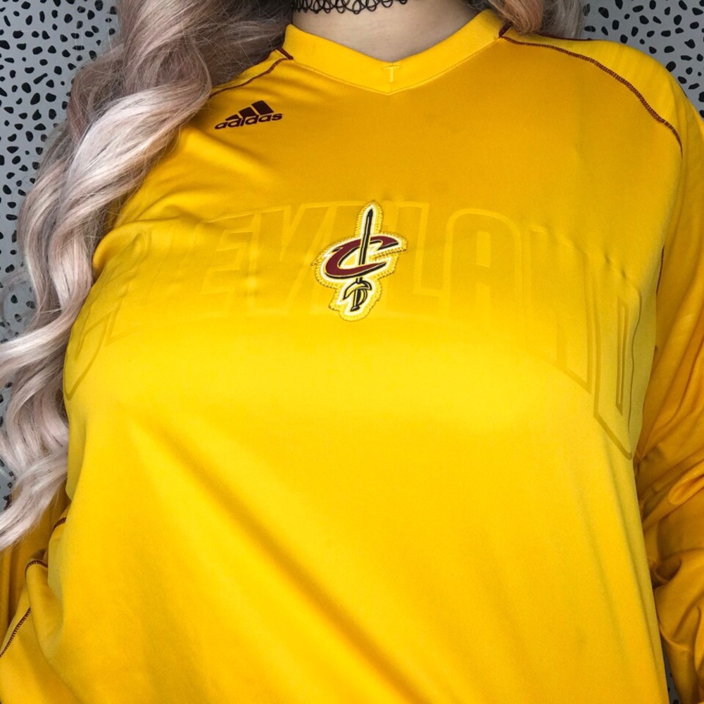 ADIDAS CLEVELAND 🔥🔥 - Picture 2 of 4